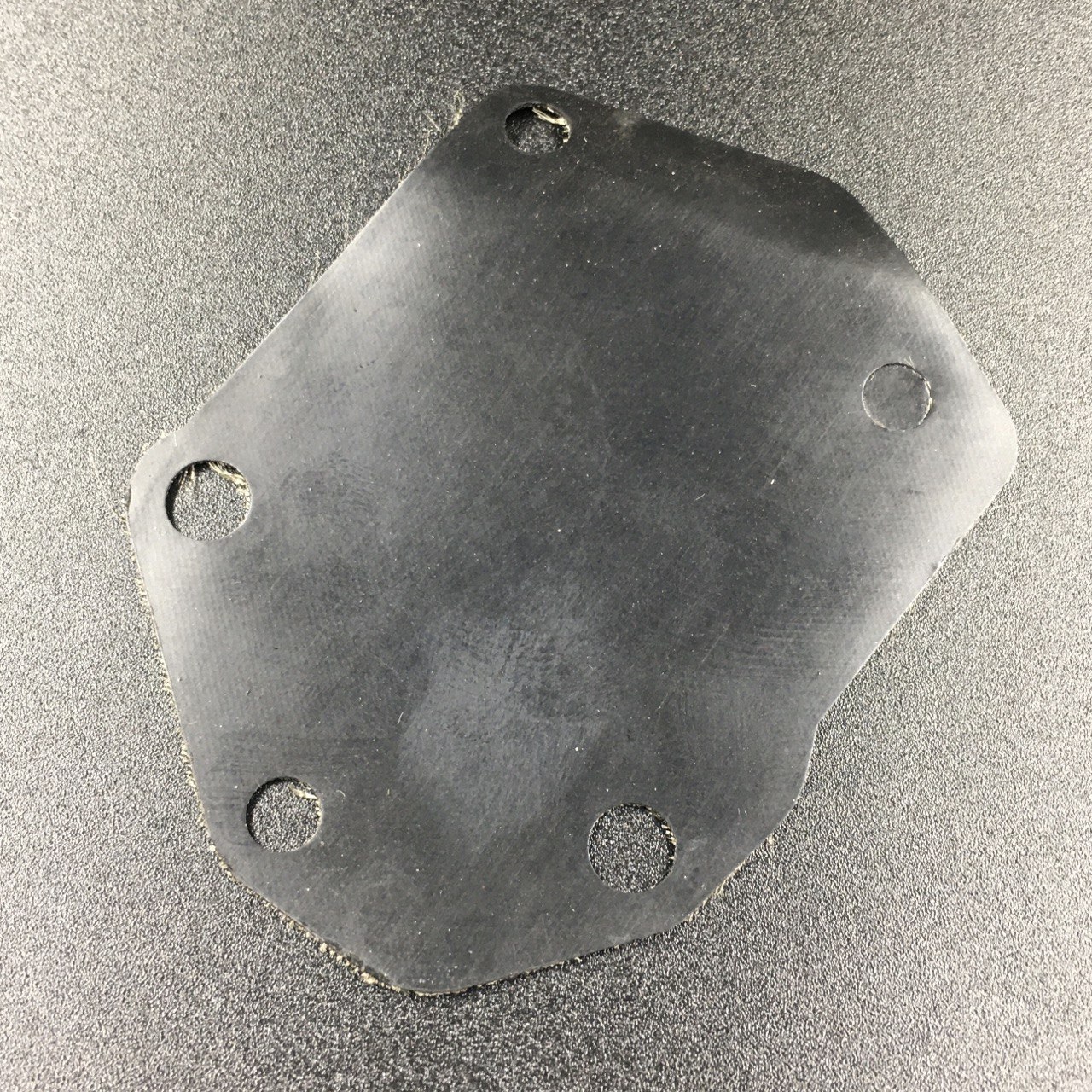 photo5393225395077230646