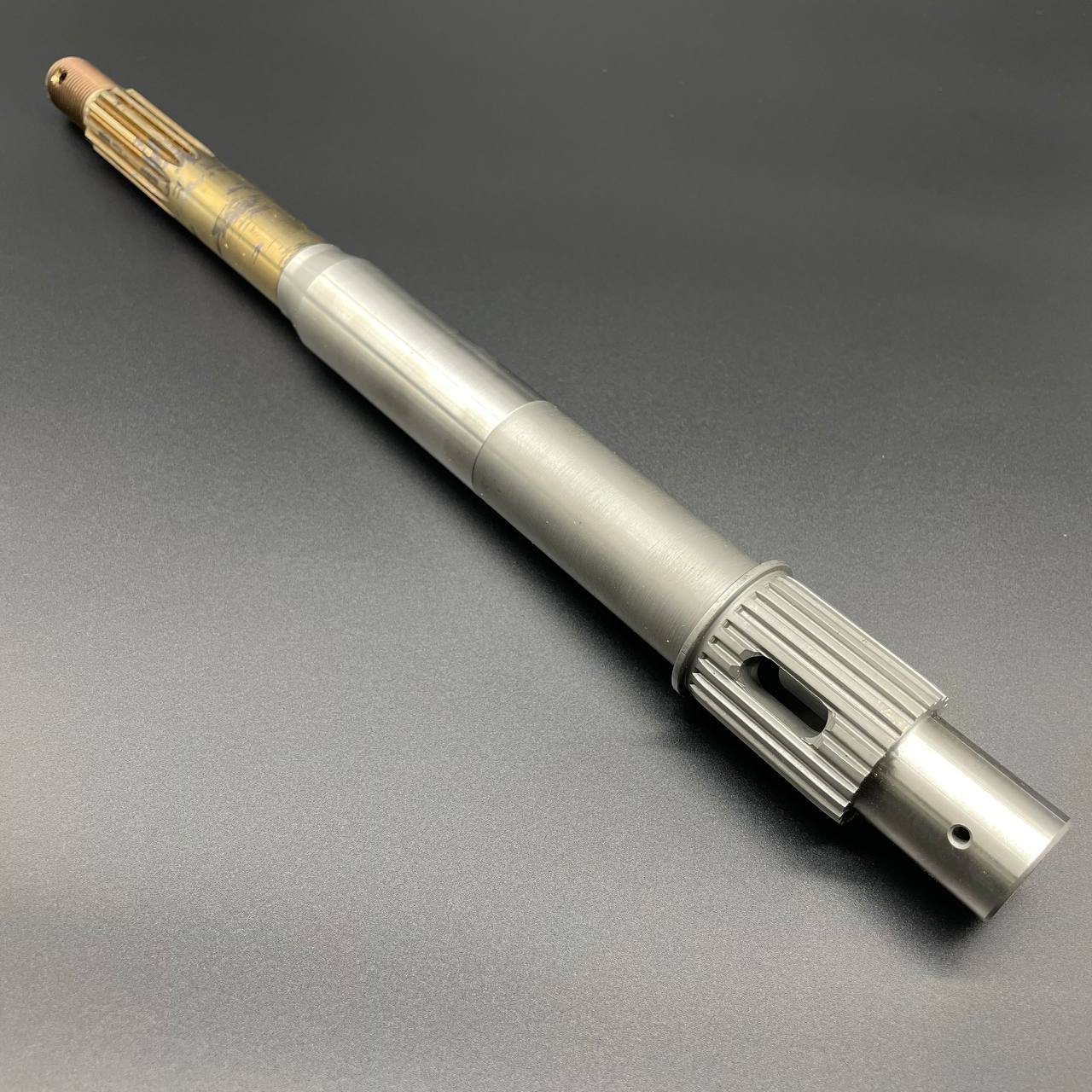 photo5341597092155601053