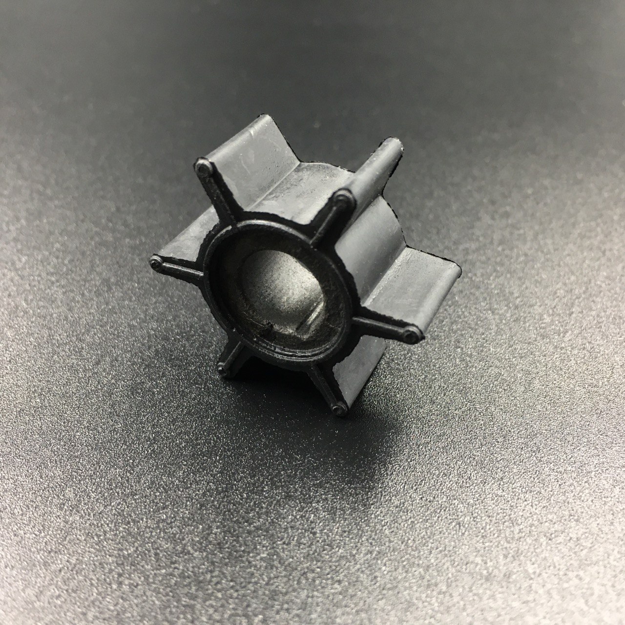 photo5449372484630588859