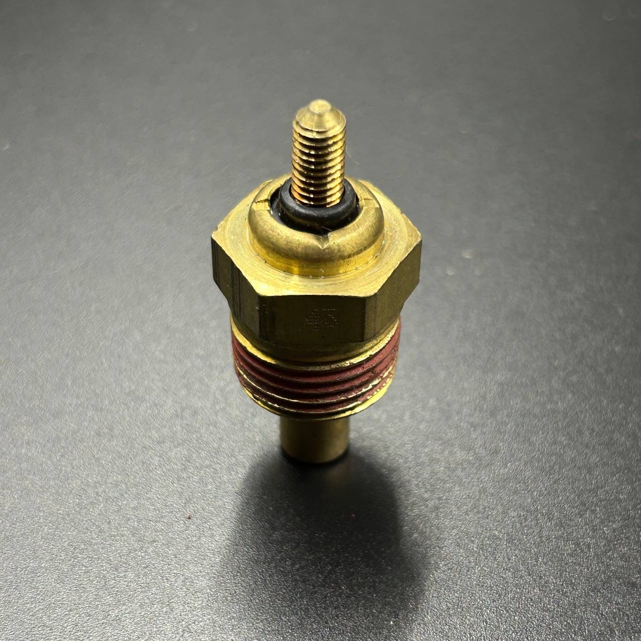 0AE5D2EA-0E23-44CF-A59D-C0BCAF913B40