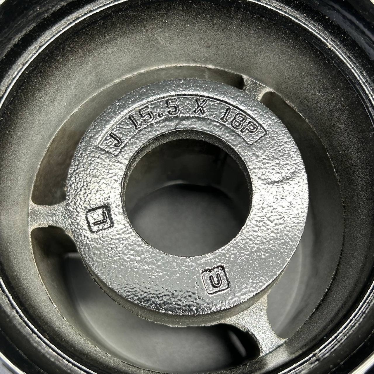 5DC29B00-52FE-4106-9BDA-959177909643