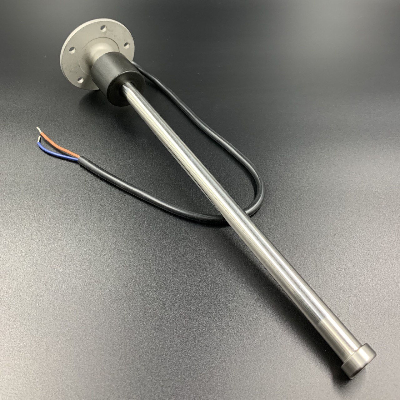 photo5305503518439879880