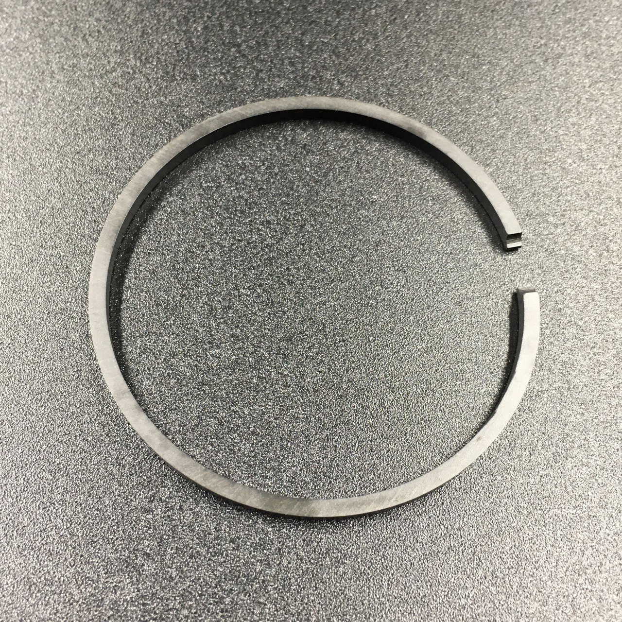 photo5447120684816903951