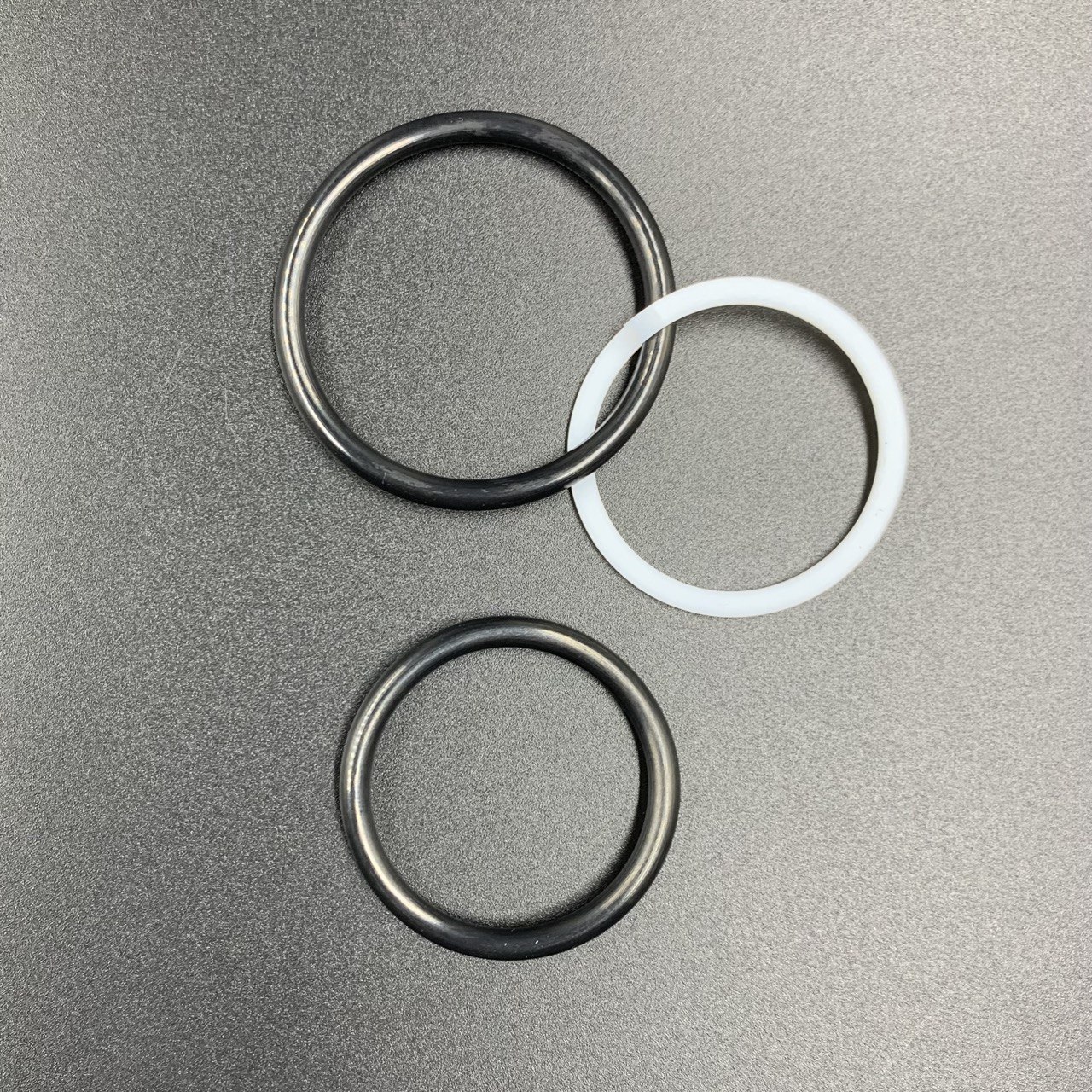 photo5208673789989205142