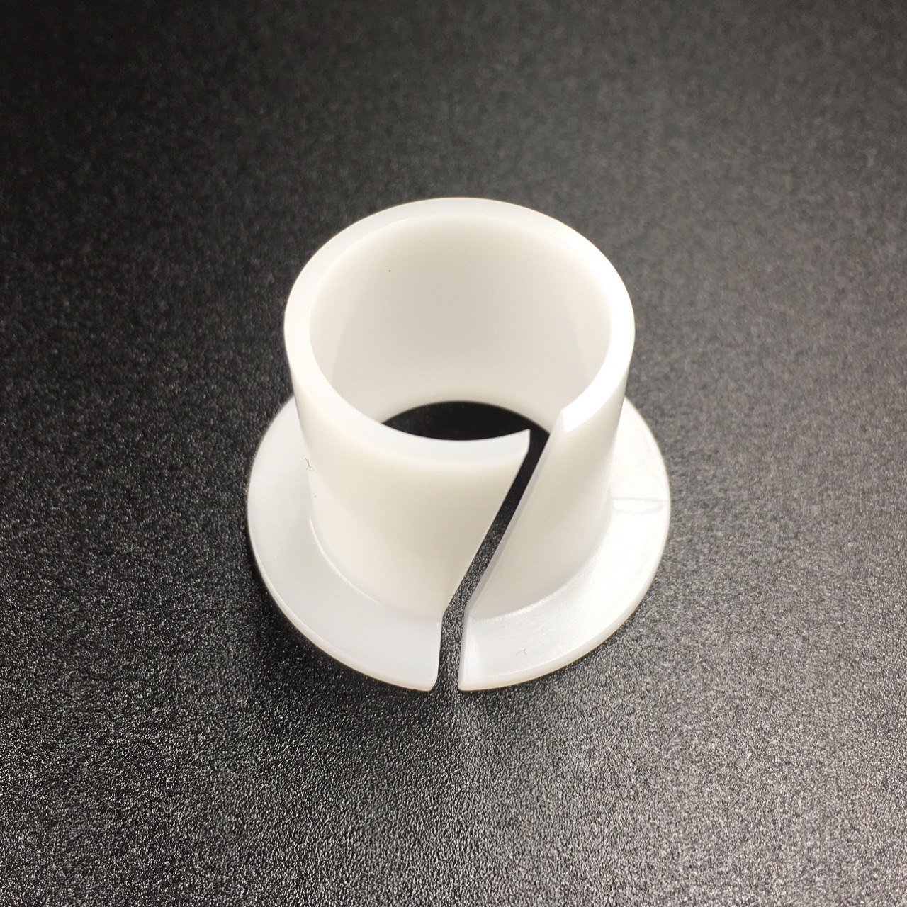 photo5327763693984919409