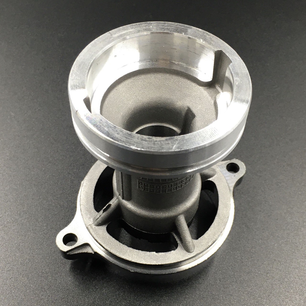 photo5449372484630588824