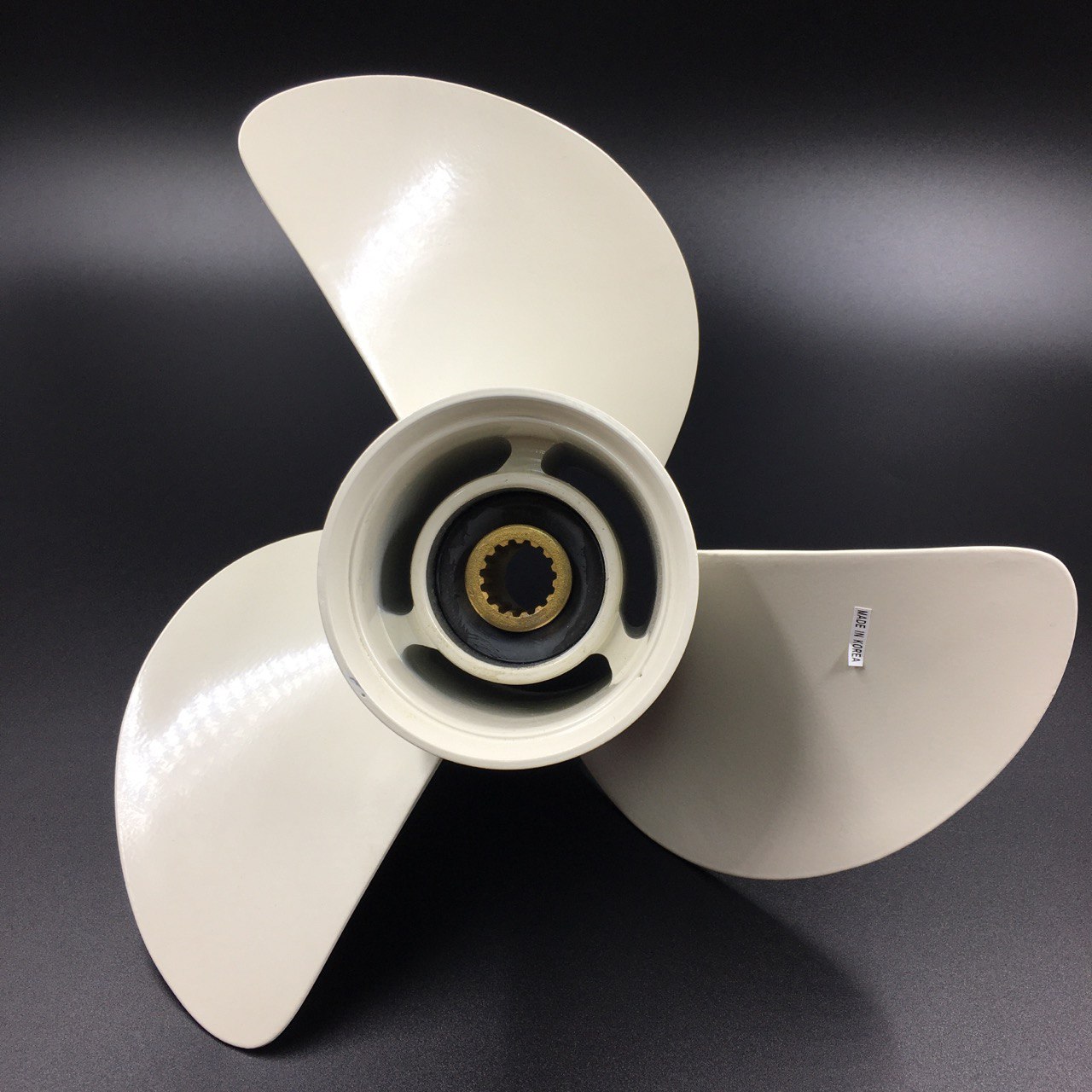 photo5240481557574169216