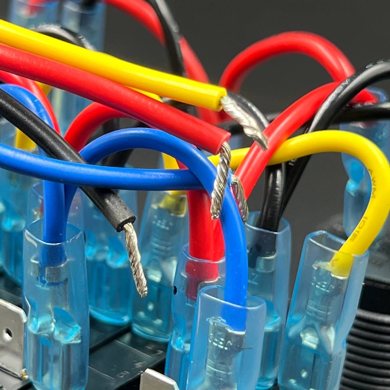 62283D74-1253-414B-81D8-71BAFD591717