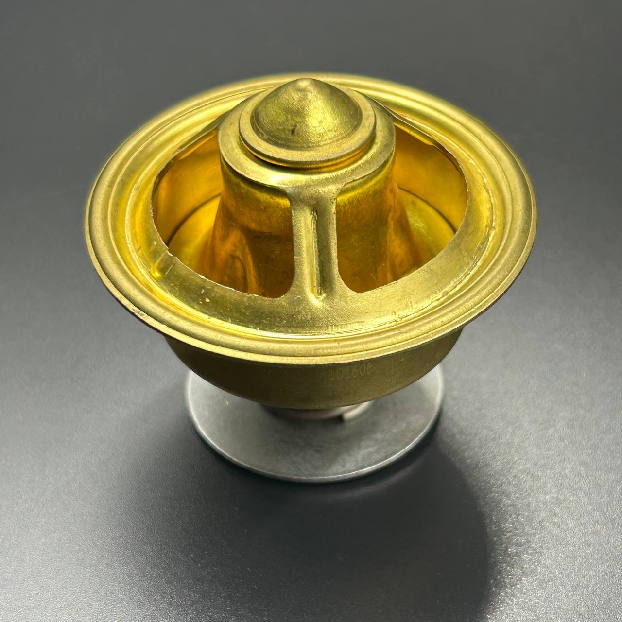 E5DB6CAD-D4B4-4F05-81FD-1AFEA9746B20