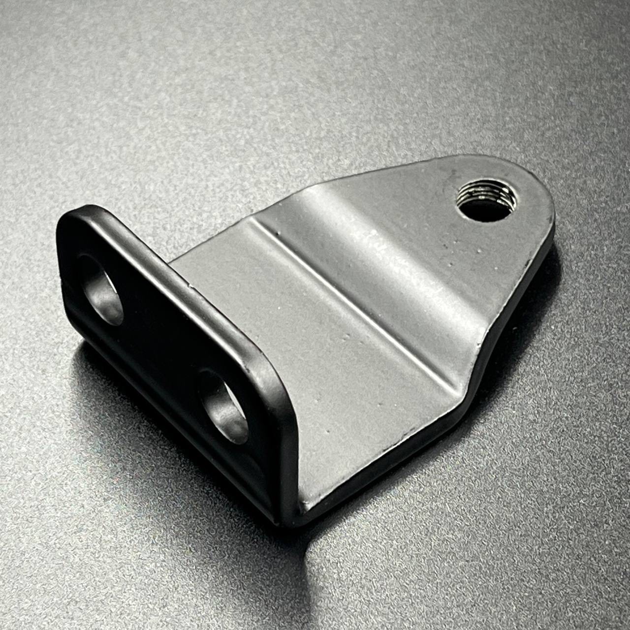 70786830-6F39-44AB-B4F6-559B0BD00160