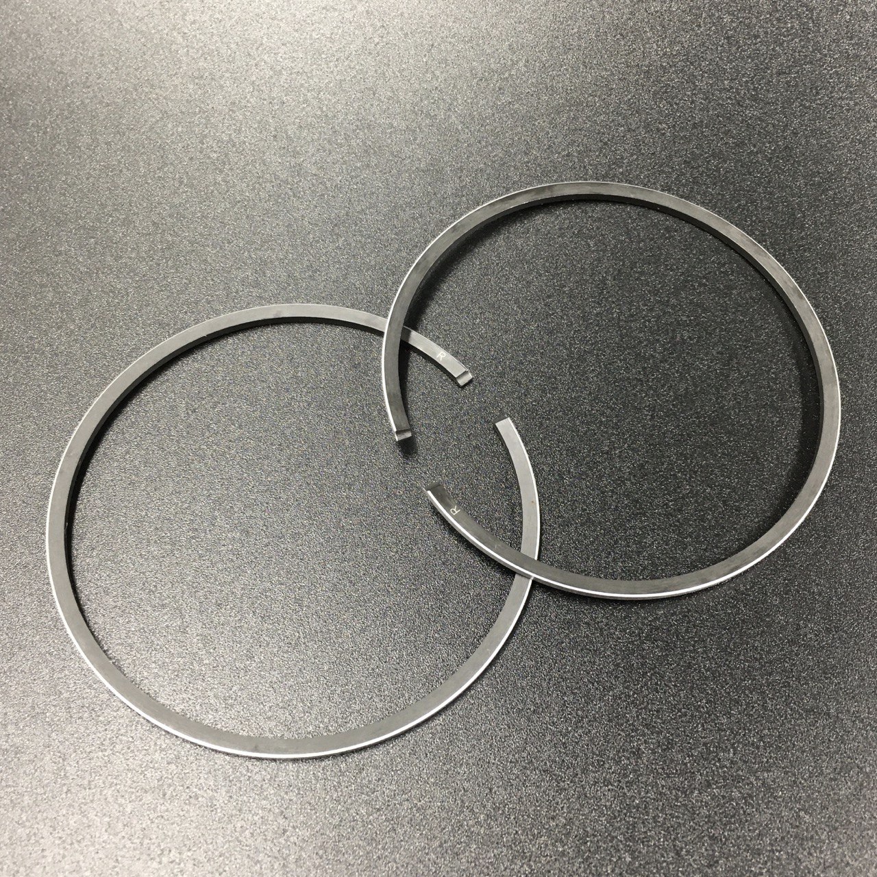 photo5247211981780398411