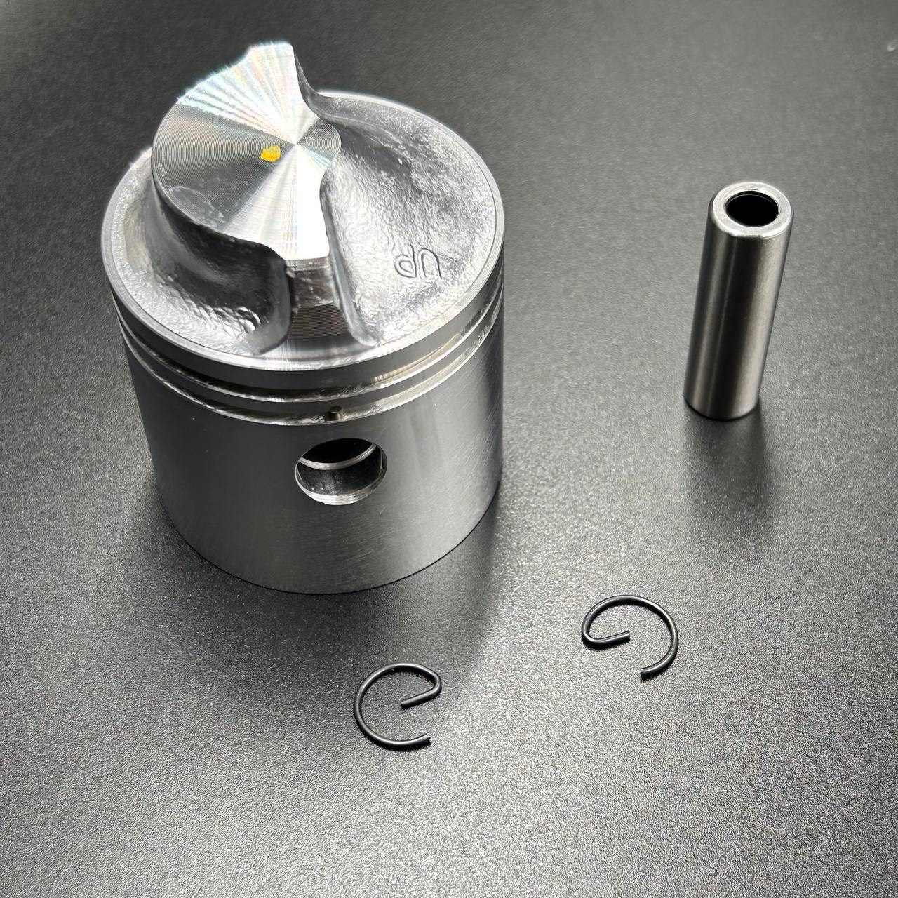 C2DF0895-49FE-411B-940E-9276463E2161