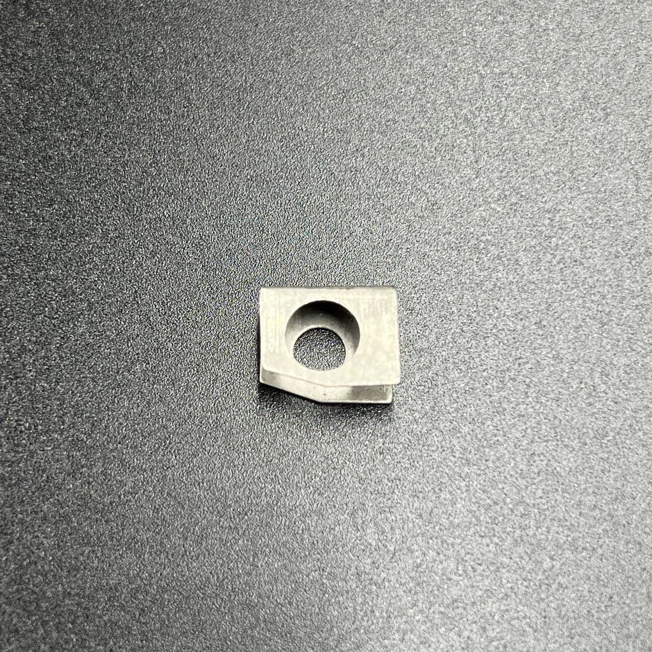 FC1409EB-9963-492F-B4BA-172B7B305C37