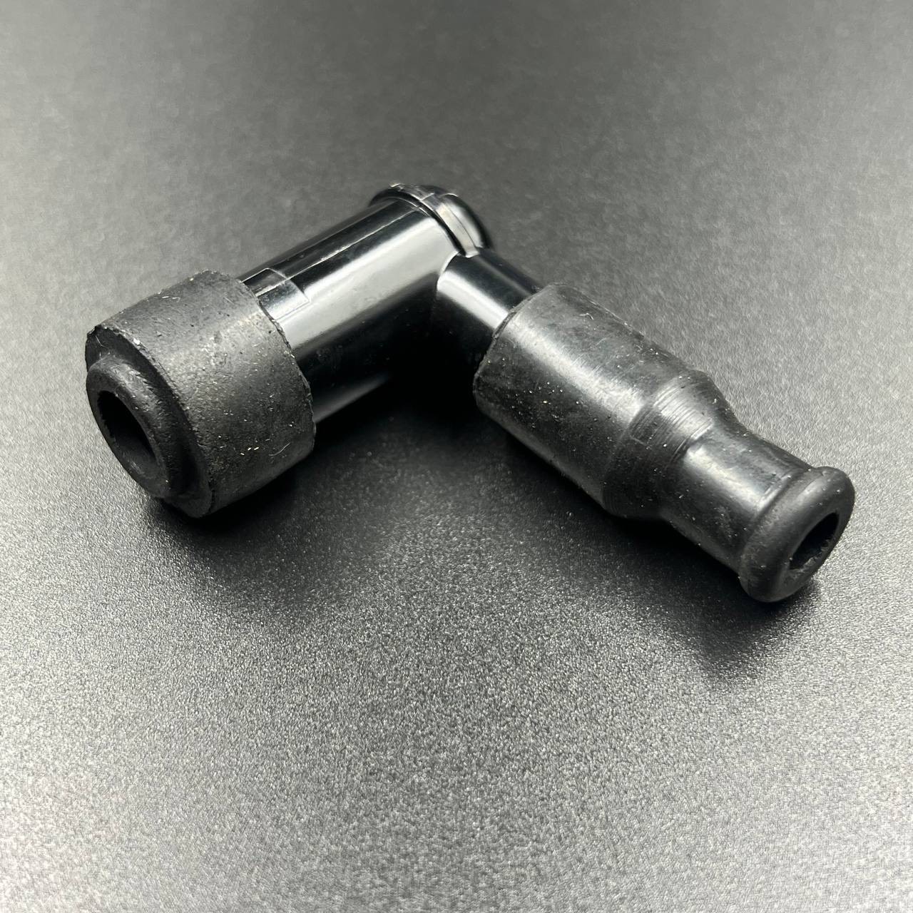 066048E1-723C-40D5-B807-FB3957D08D6C