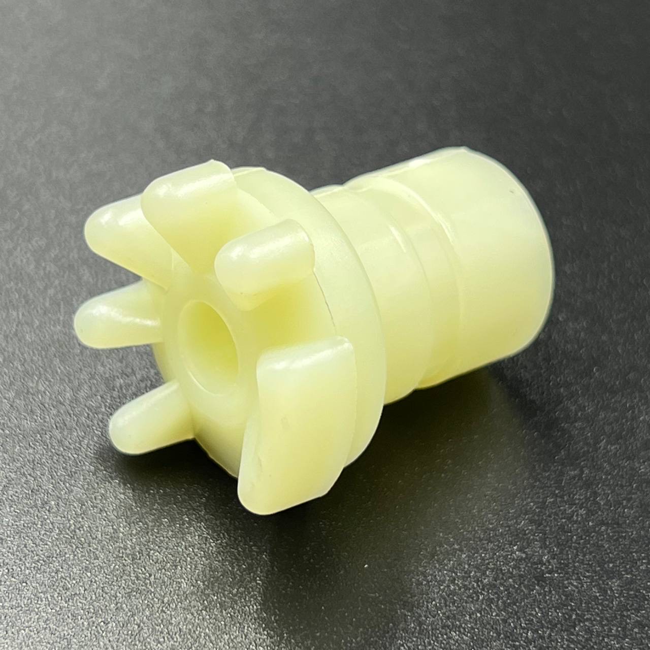 0CF63AD7-7AD4-4ABD-BD5D-31E73DF000DD