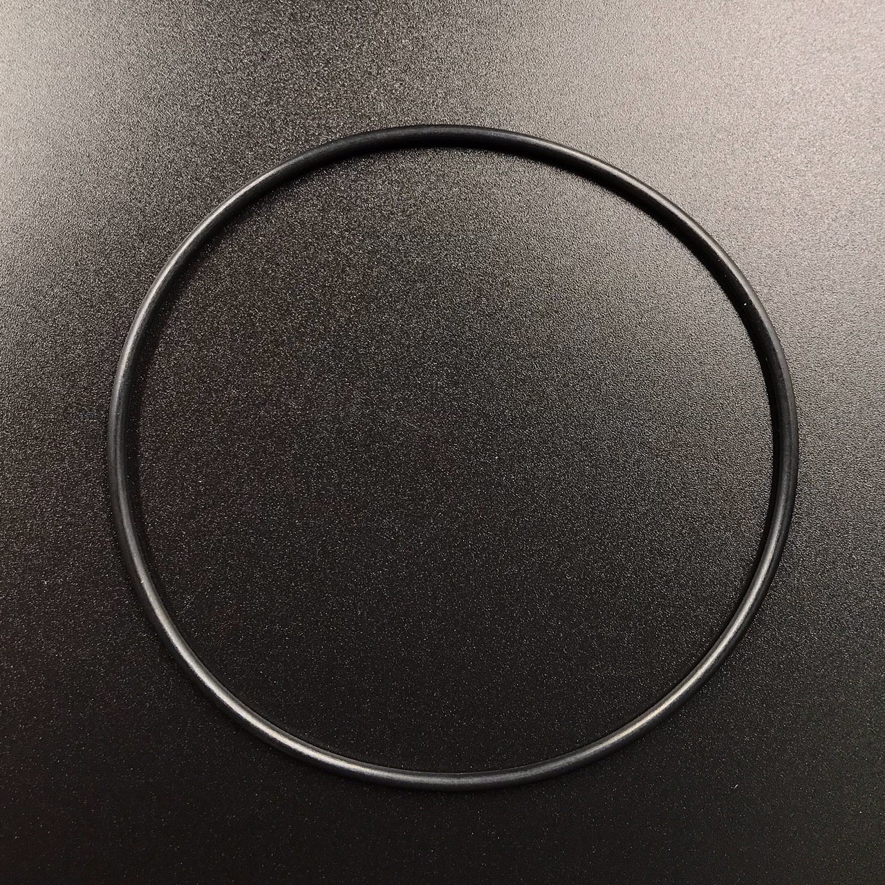 photo5303250859632733627