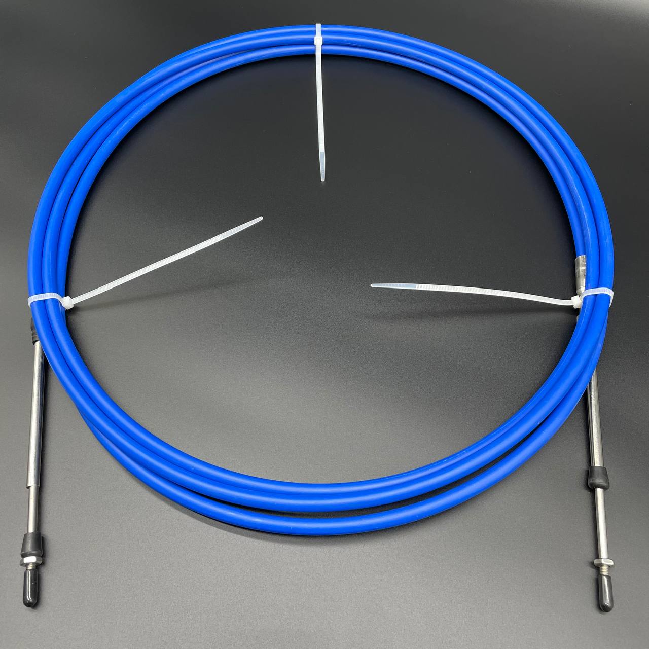 photo5341597092155601098