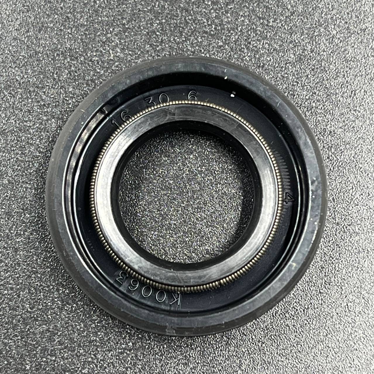 53E59DC4-393D-4E79-B189-5F605D3FBBF2