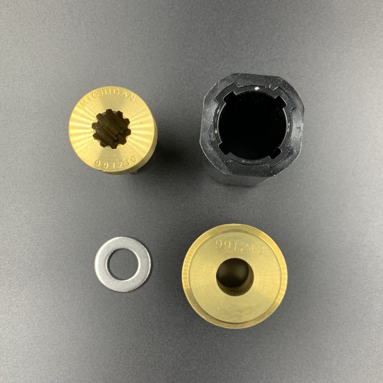 photo5305503518439879905