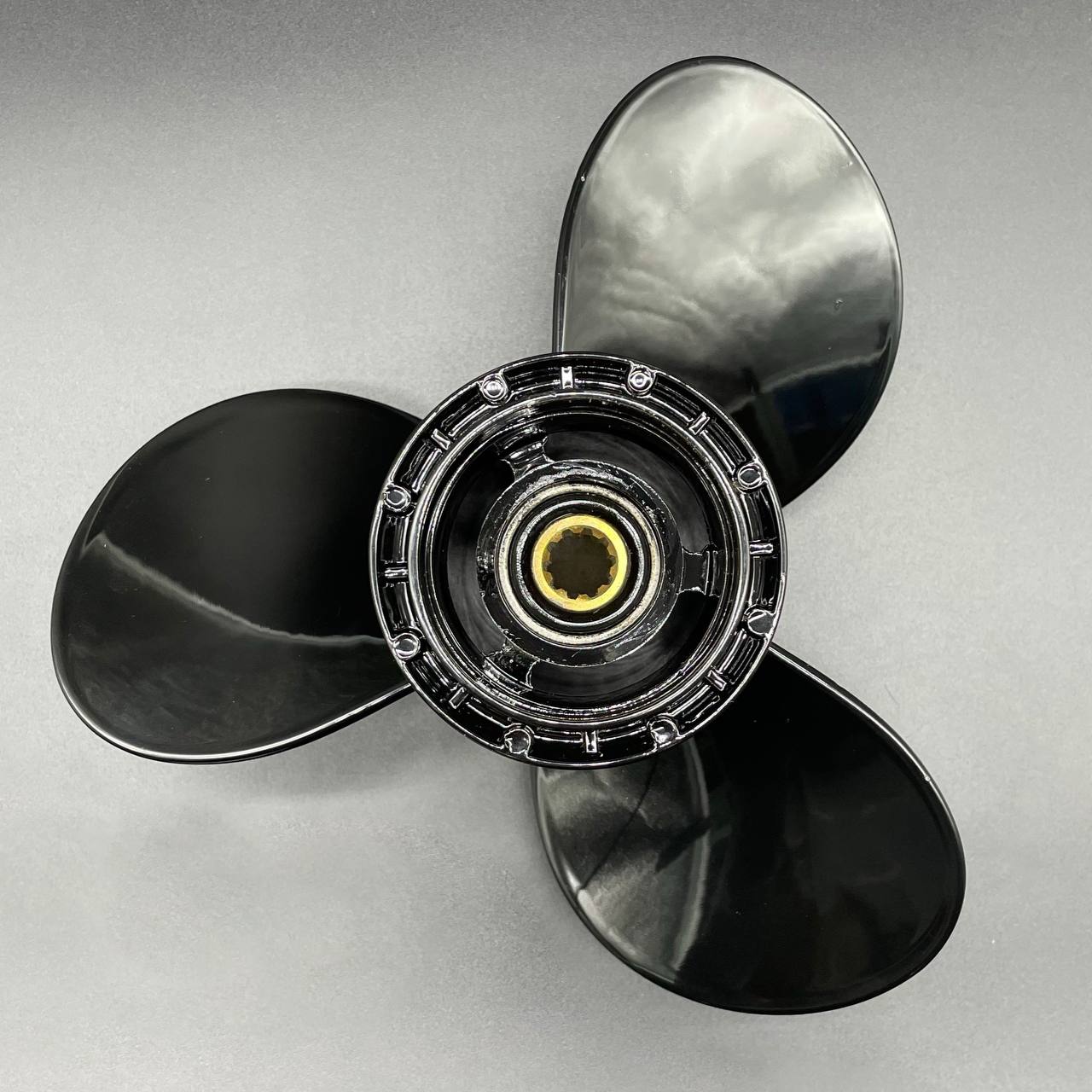 photo5294058375488844720