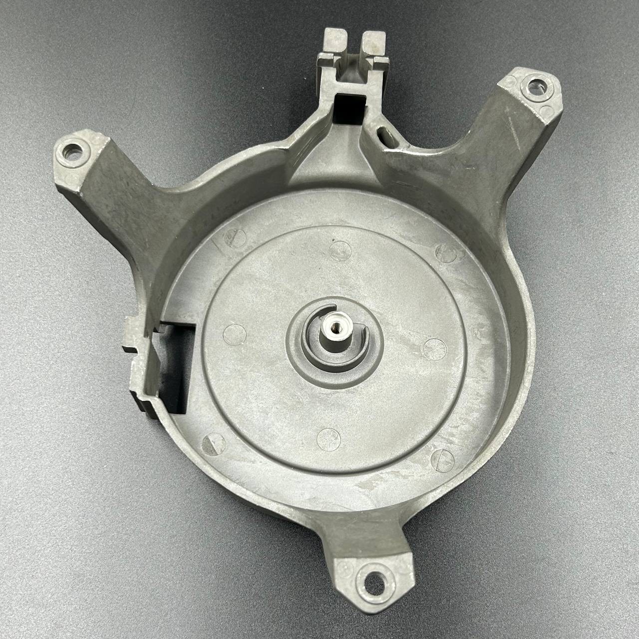 FF7F1FCE-00B1-4CB2-9B4B-646588C0BDD9