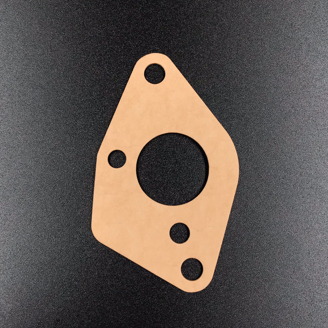 photo5307517879576538909