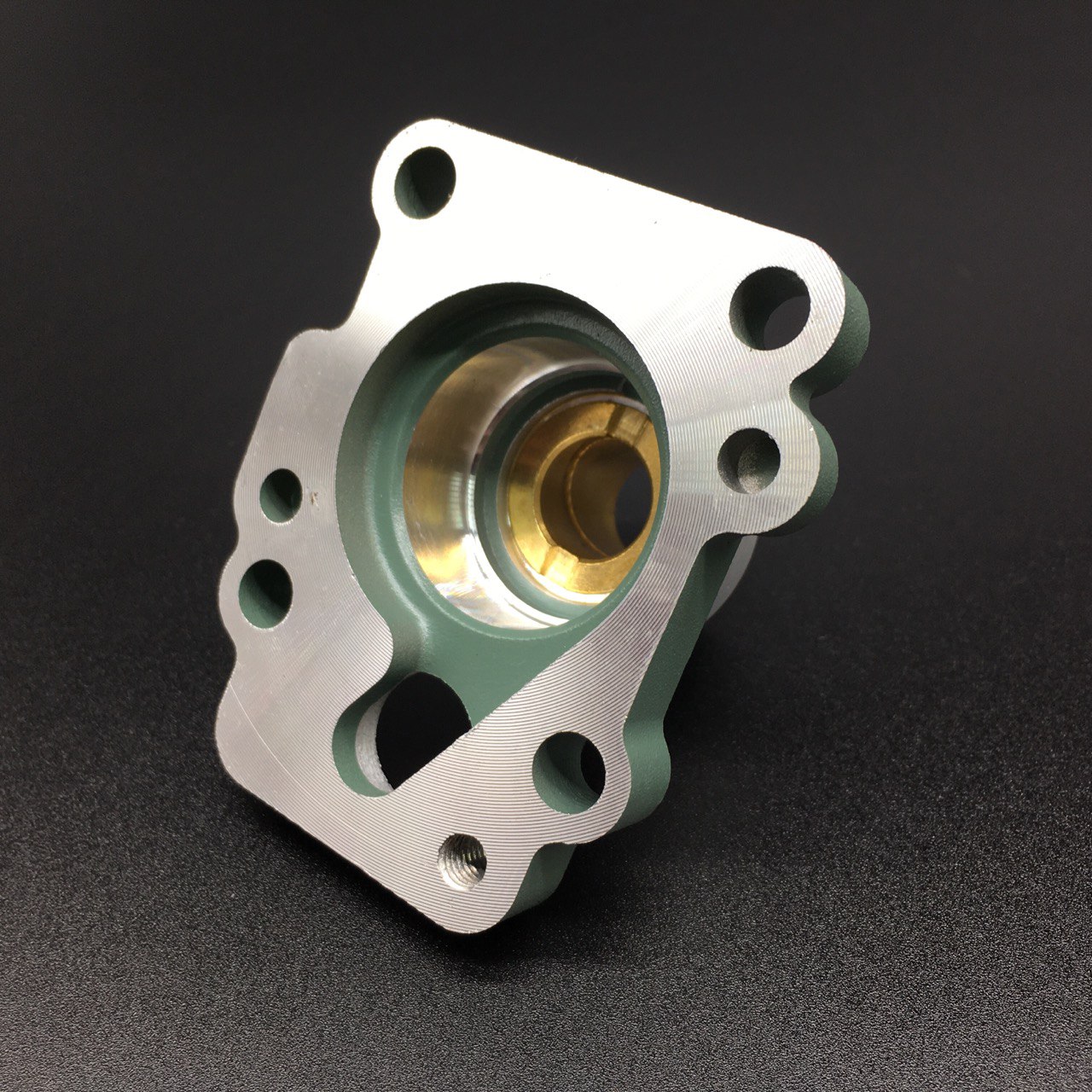 photo5210835584468235924