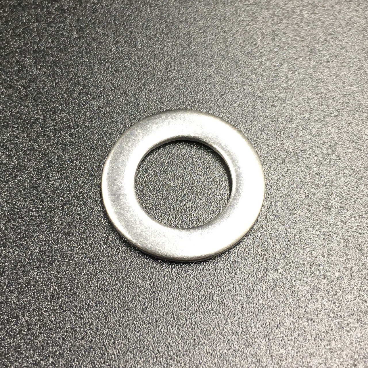 photo5341573087583383710