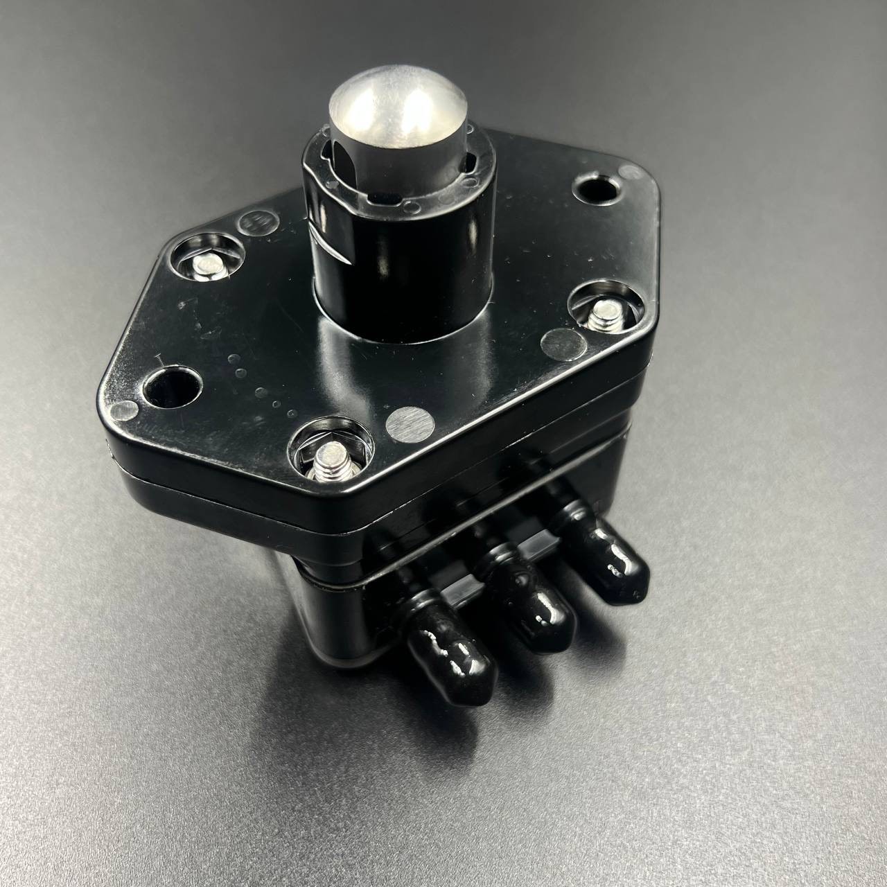 4C0F64A1-D068-4D0A-8C16-63753191B318