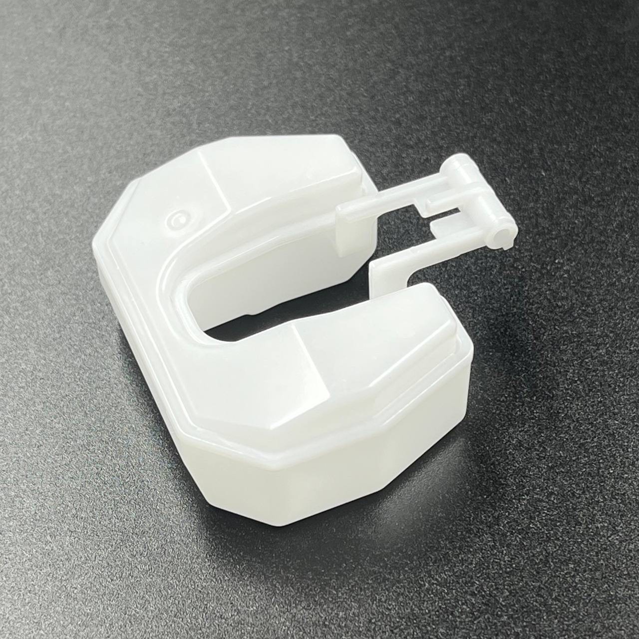 B234A3FE-78F9-4D15-A632-05EC5AEA6367