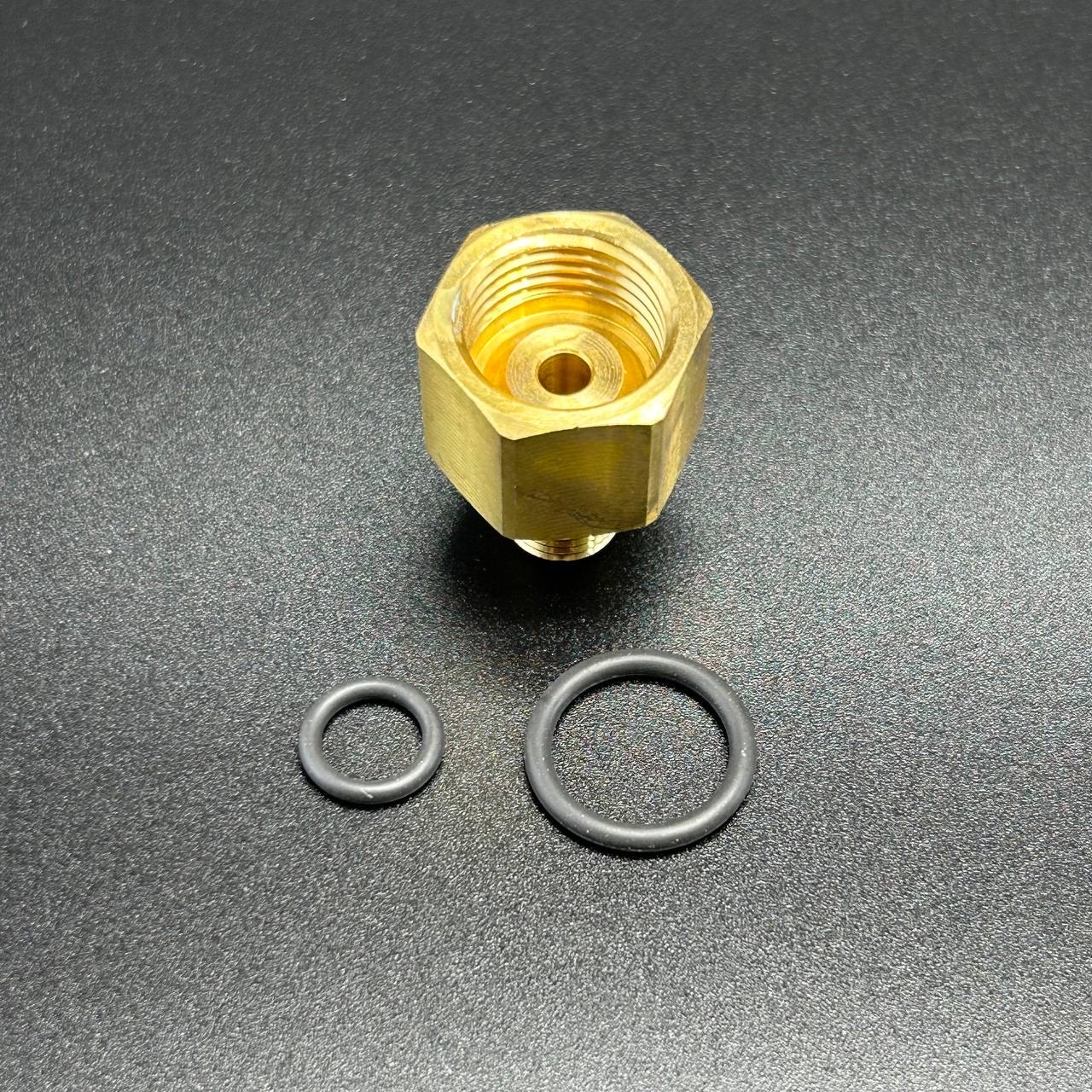 95624713-BF11-47C9-88E3-6B301ECB1932