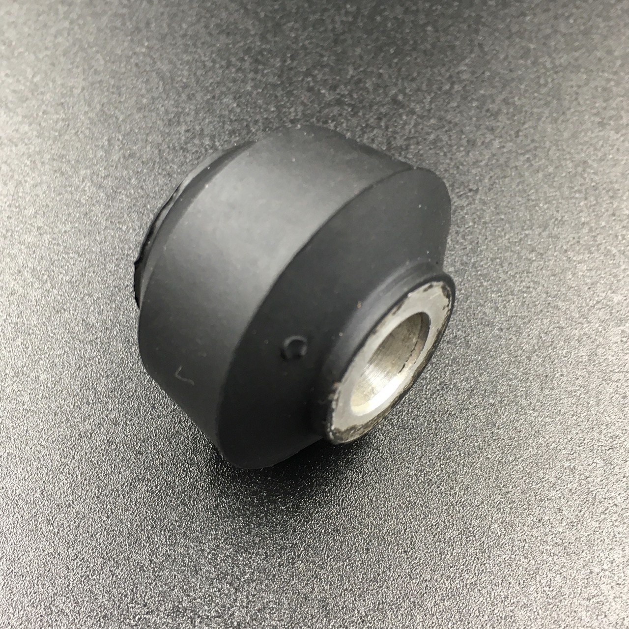 photo5449372484630588877