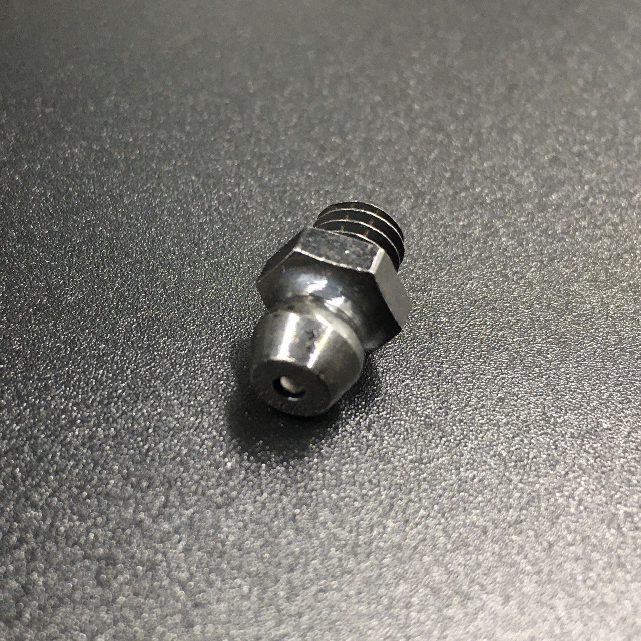 photo5323371853701558212