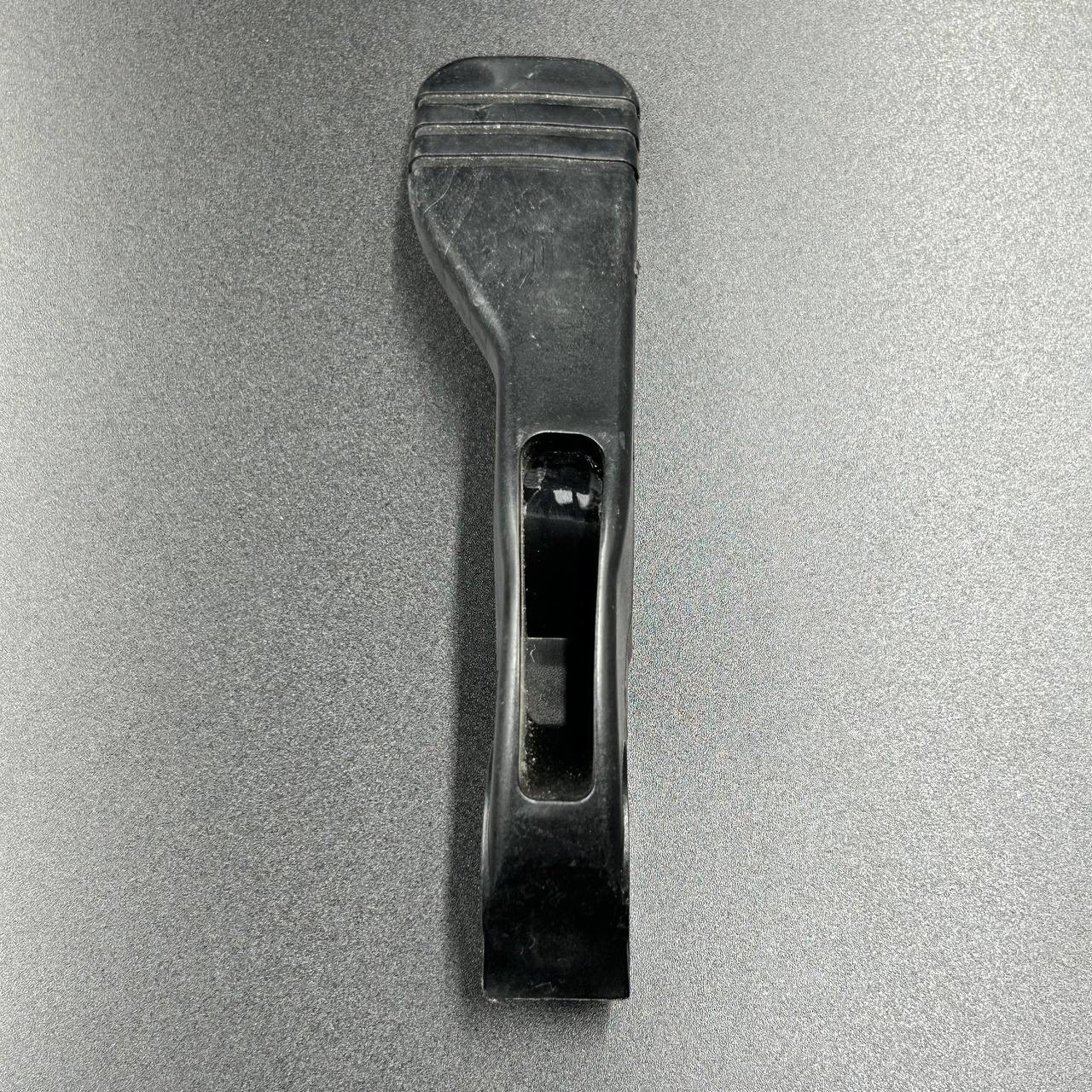 882B94E4-724D-45A7-9476-716A88A4F9BE