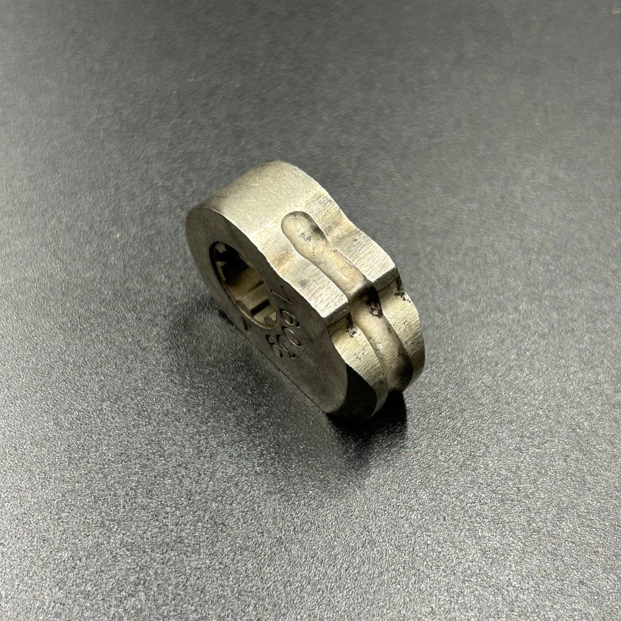 5856D04A-56B0-43EA-95A6-A39BF13C2083