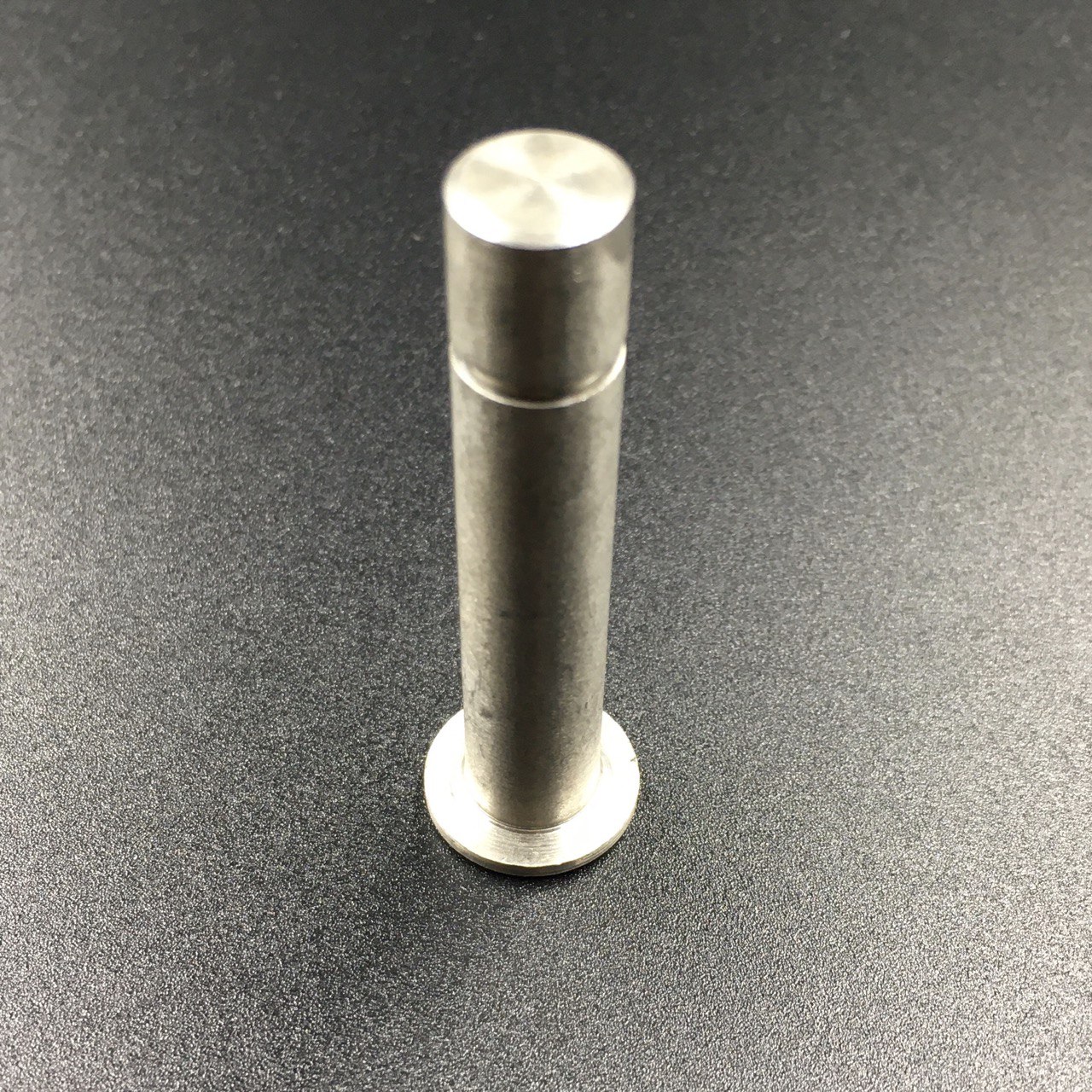 photo5449372484630588856