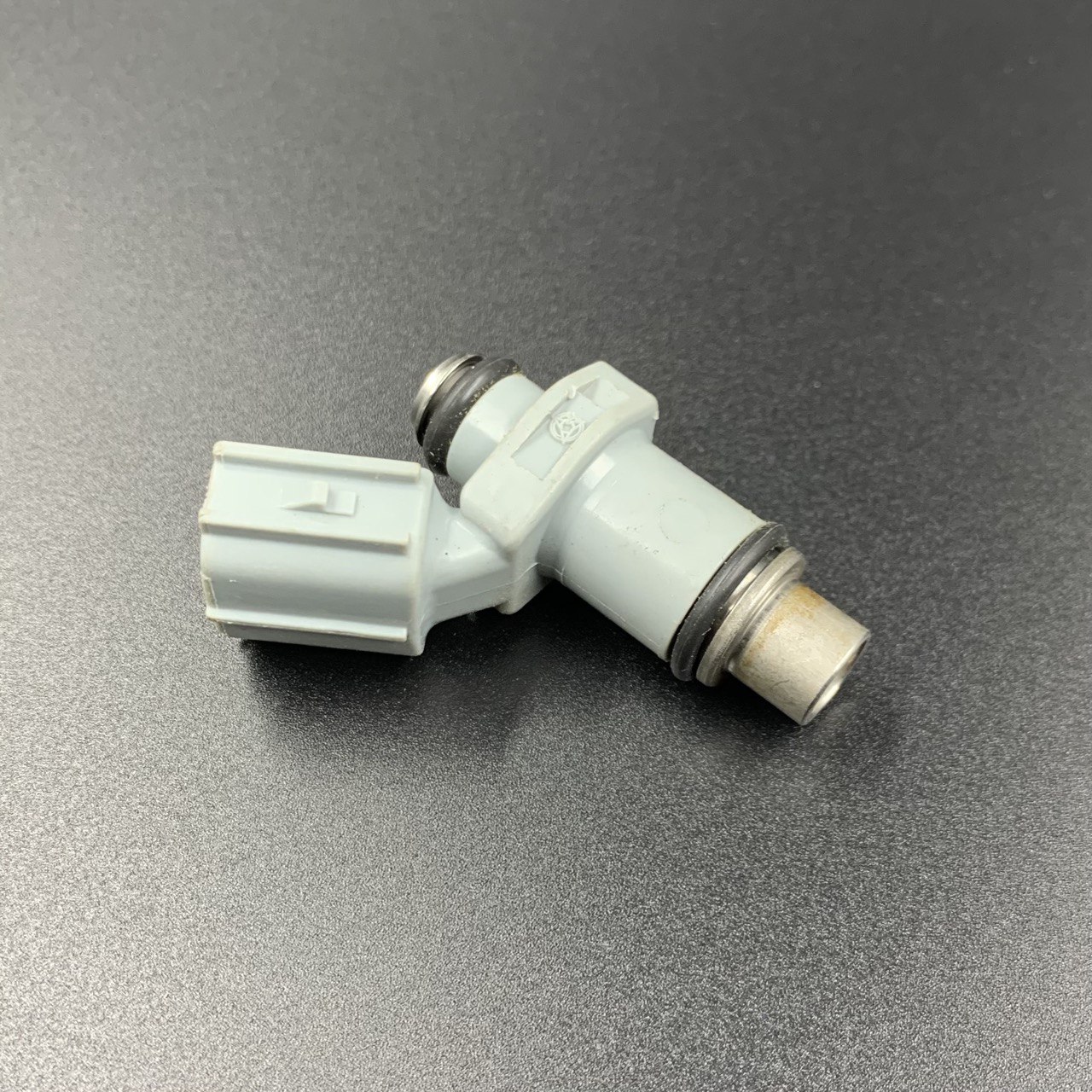 photo5415663060145778883