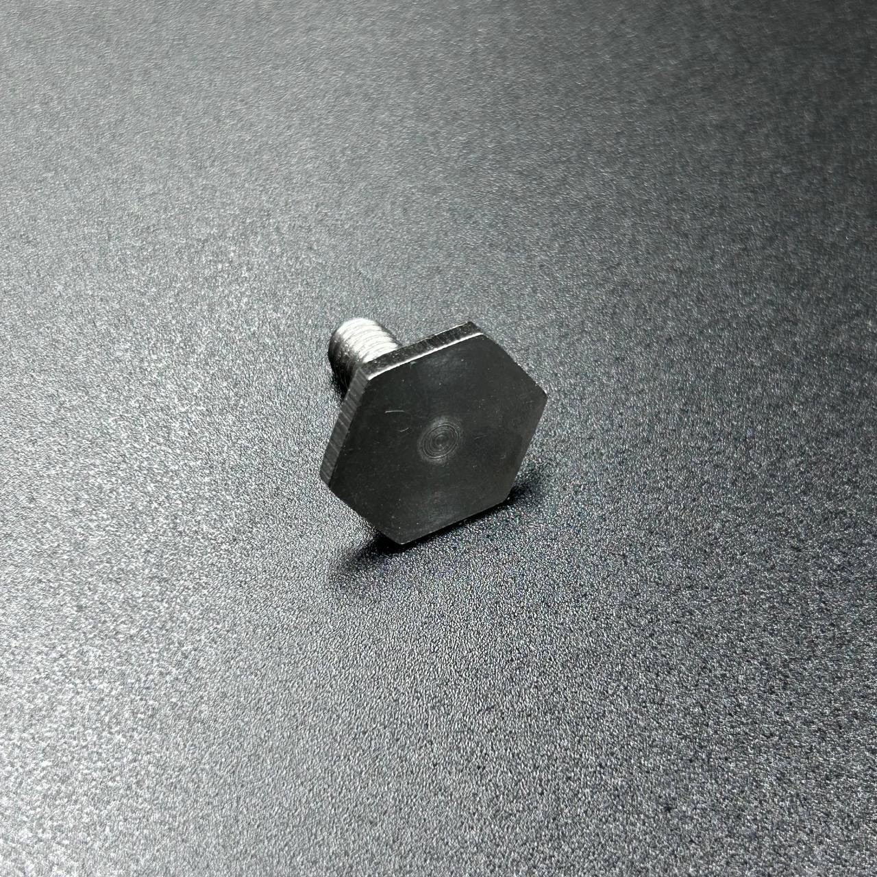 AD76943A-839D-401A-A36C-8F1C45D51C2D