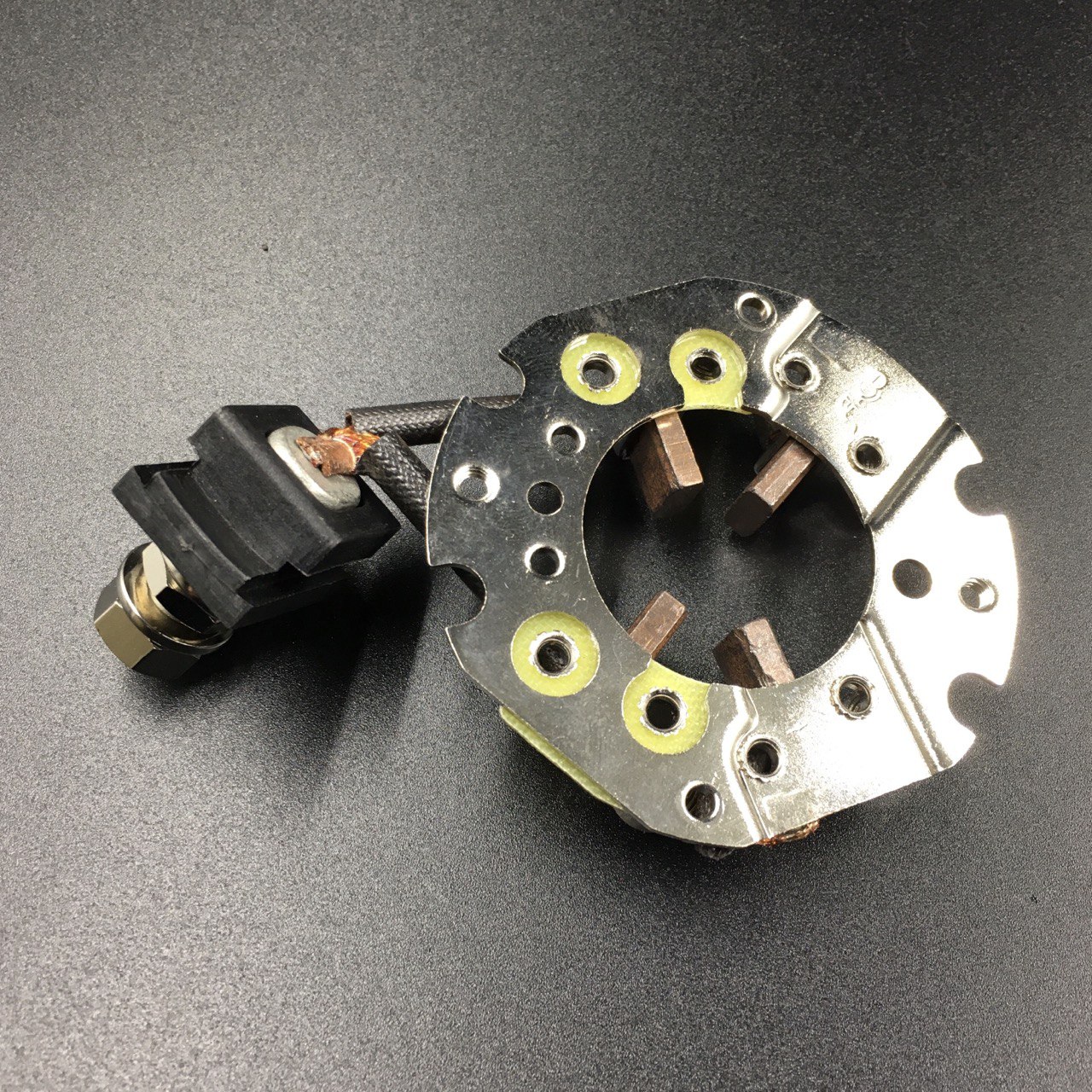 photo5206660025852997313