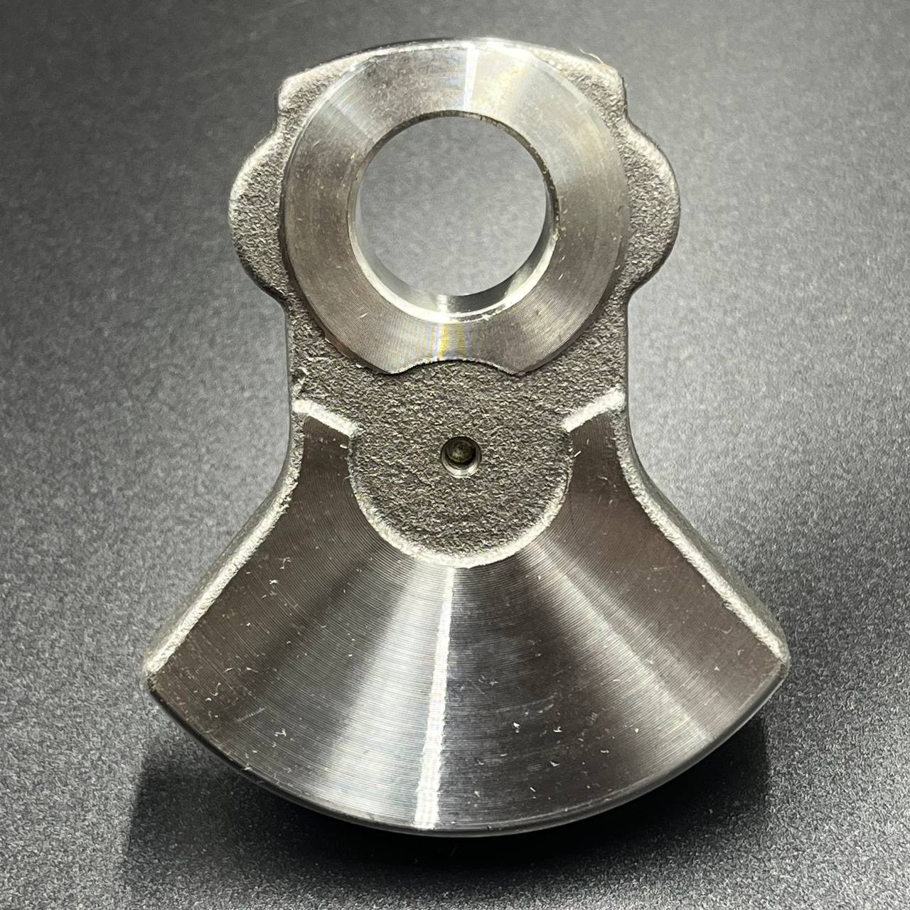 A66AB9E5-78A1-4ED7-904E-AF1B821F53D5