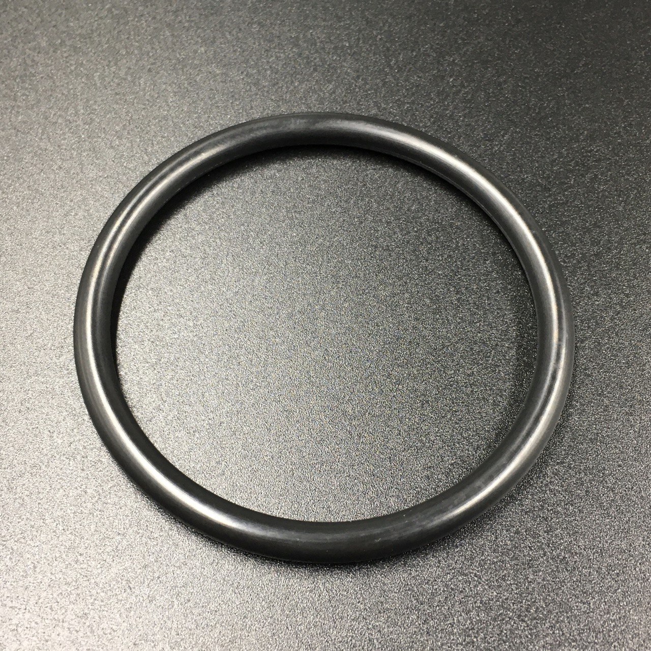 photo5323371853701558210