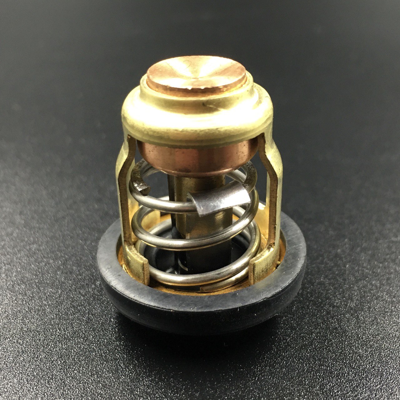 photo5364176671533543320