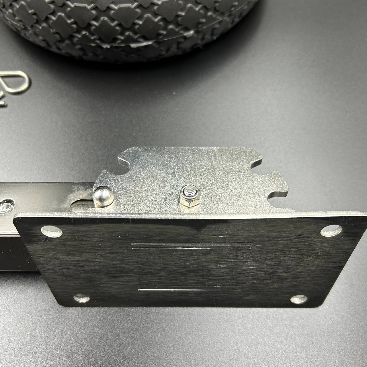 photo_5242452067094743748_y