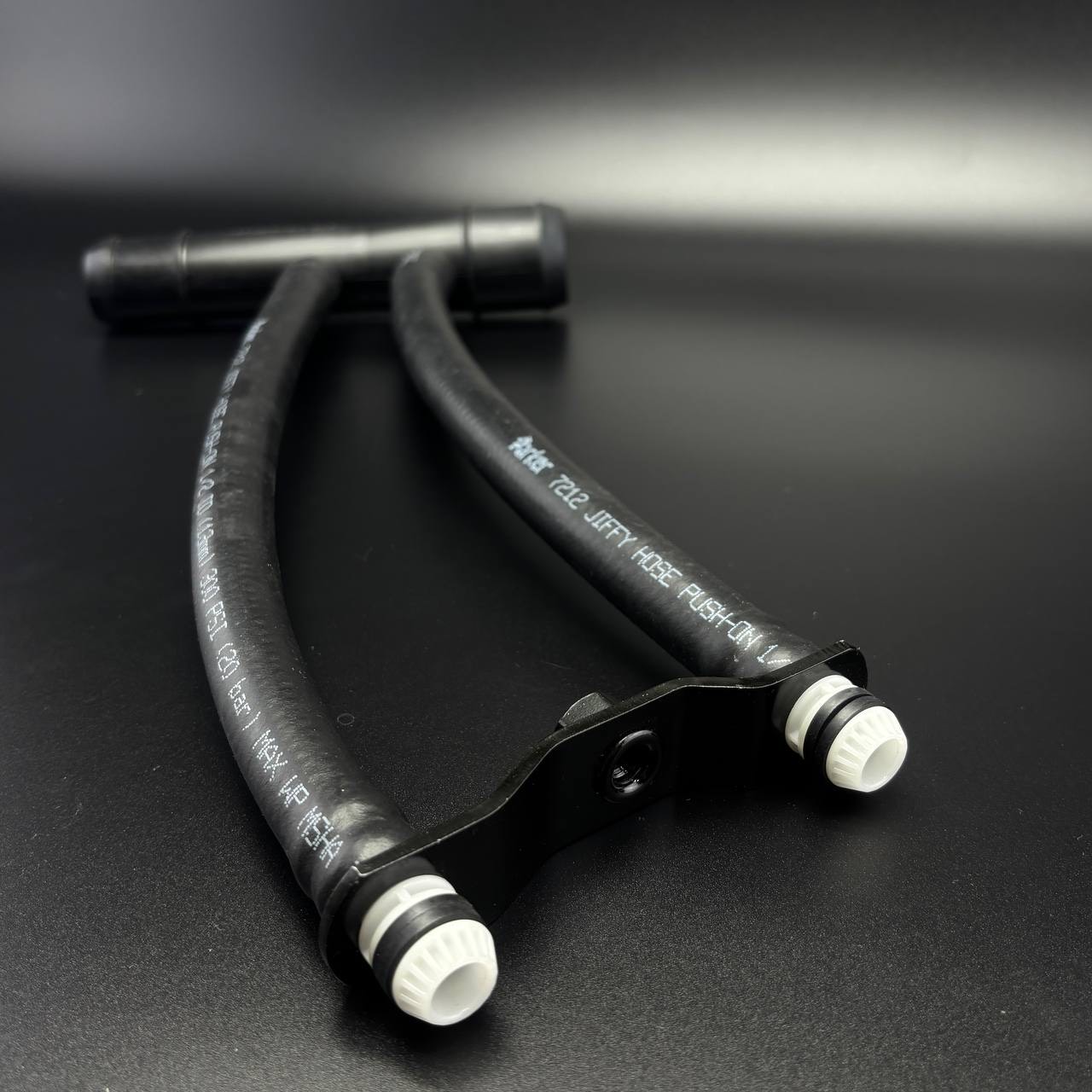 E9EC33F3-B6E3-4944-A0F5-D3DF883BFA7E