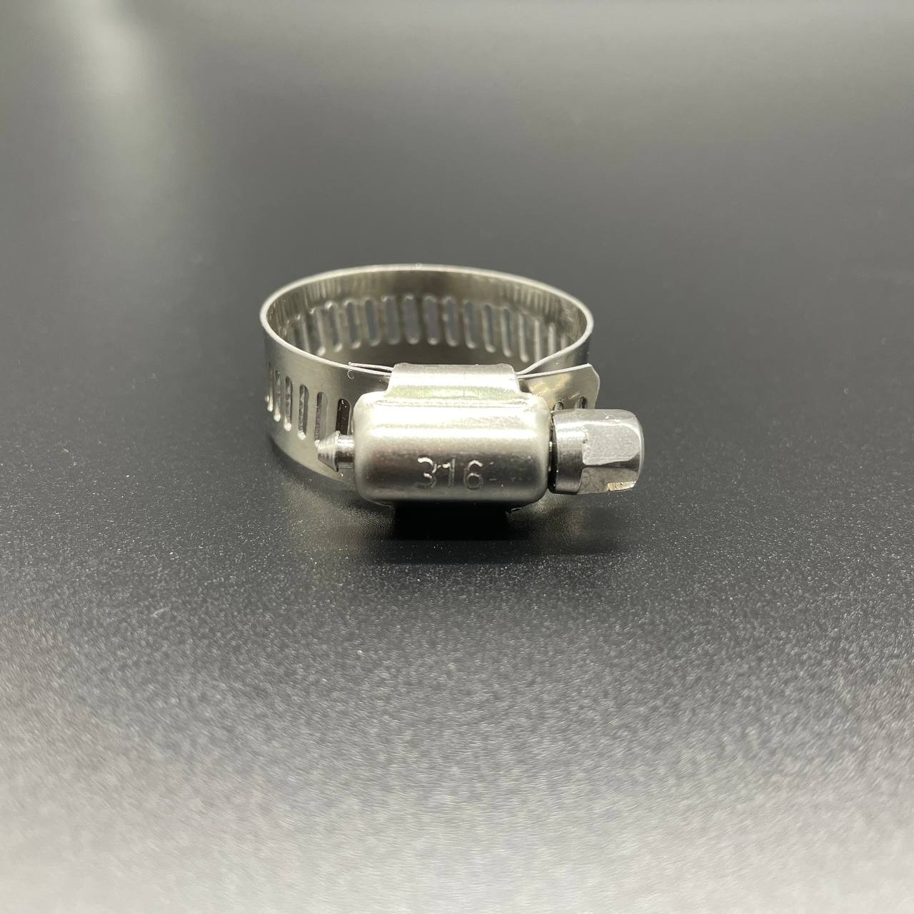 photo5294058375488844700