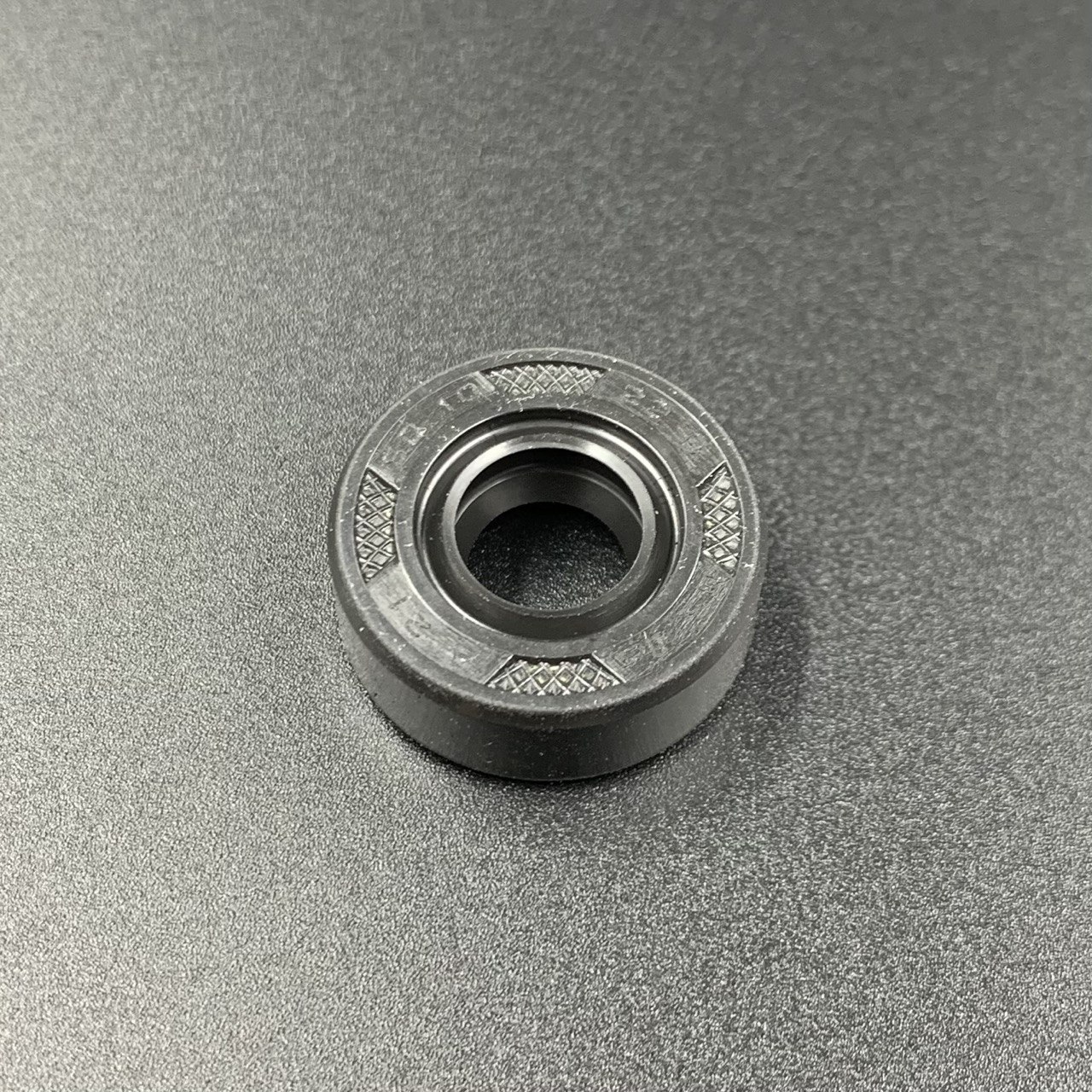 photo5415663060145779113