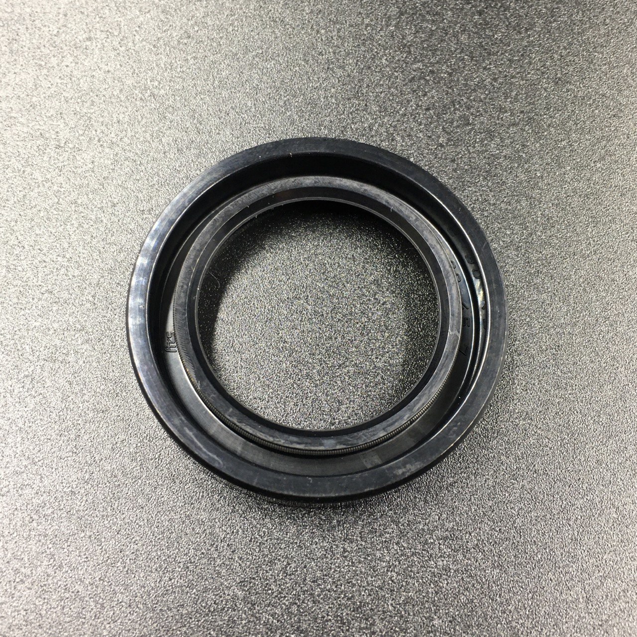 photo5460672440507149848