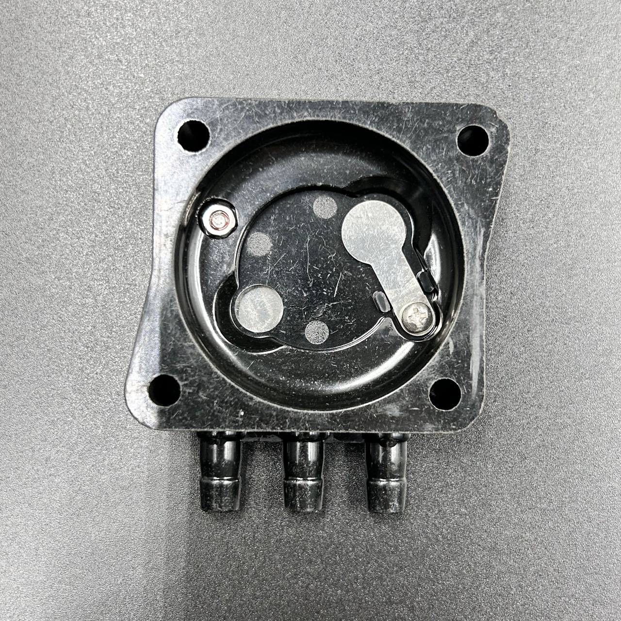 08F486E1-A1DC-484A-8C68-58924E5622C9