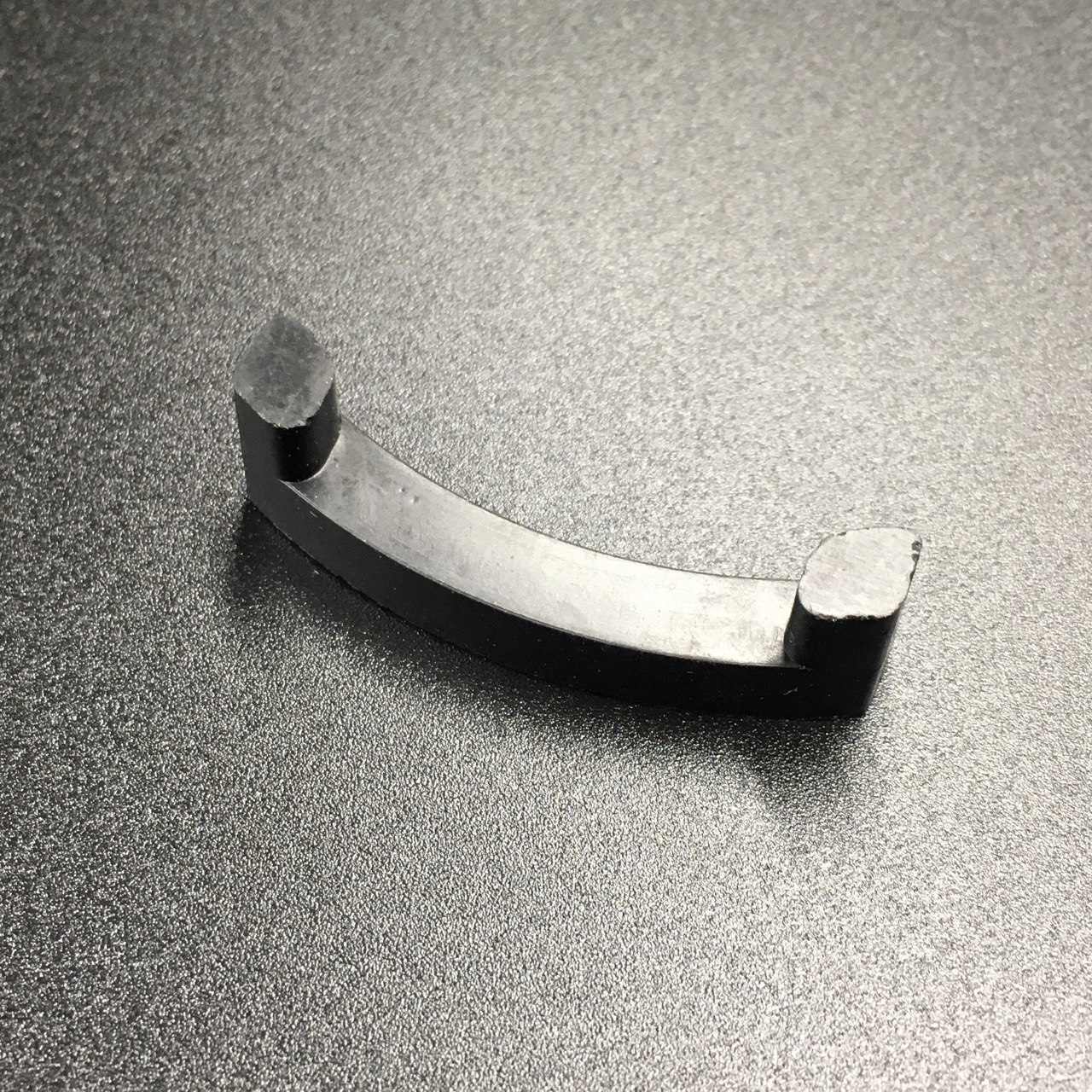 photo5404619595421167725