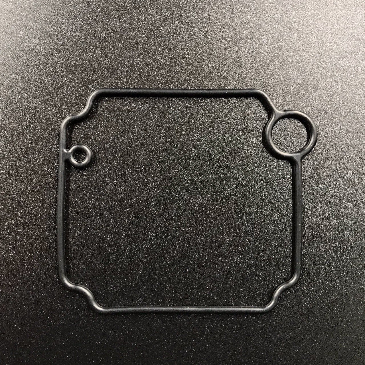 photo5303250859632733625